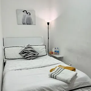 Tanih Place Абу-Даби