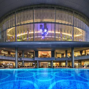 5* Rezort Conrad Etihad Towers